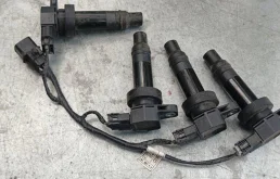 Катушка зажигания комплект Kia Ceed 2006-2012 273012B010 ED G4FA