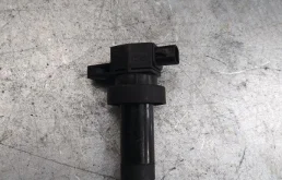 Катушка зажигания Kia Ceed 1 2006-2012 273012B010 ED G4FA