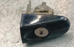 Ручка двери окончание ford Focus 2 2005-2011 1772033, передняя левая