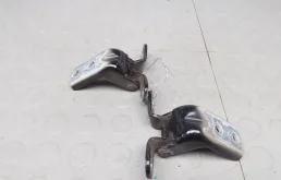 Петля передняя правая 793202B020 KIA SORENTO 2 (2012-2015) 2013 2.2 CRDi КПП 6ст.