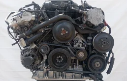 Двигатель AUDI A4 2008 06E100031L B8 CAL