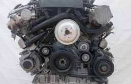 Двигатель AUDI A6 2012 06E100035 C7 CHV