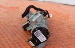 Замок зажигания Skoda Octavia A5 2013 1K0905865A A5 BSE