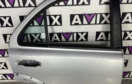 Дверь задняя правая Kia Sorento I рестайлинг (2006—2011) Право Зад 2007