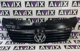 Решетка радиатора Volkswagen Transporter T5 (2003—2009)  Перед