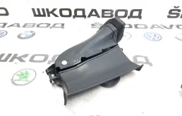 Воздухозаборник Audi A6 2012 4G0129618B C7 2.8 CHVA