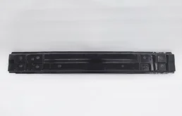 Усилитель переднего бампера для Toyota Corolla 2016 года на фотографиях