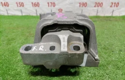 Подушка двигателя VOLKSWAGEN JETTA 2005-2010 1K0199262 1K2 BVY, передняя правая