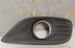 Решетка птф Ford Focus 2 2008-2011 8M5119952AE, передняя правая