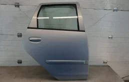 Дверь Mitsubishi Colt Z3 2007 MN161892 4A90, задняя правая