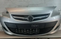 Бампер Opel Astra J 2012-2015 13368660, передний