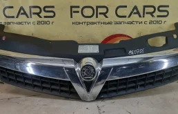 Решетка радиатора Opel Astra H GTC 2006-2010 13247081 КУПЕ