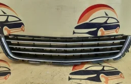 Решетка бампера центральная Opel Astra H 2007-2014 13238553
