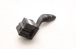 Переключатель правый AV6T17A553AC Форд Фокус 3