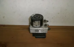 Блок управления ABS 13157576 BE б/у Опель Астра Н