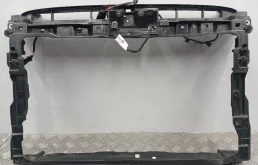 Передняя панель Volkswagen Passat B8