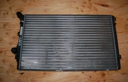 РАДИАТОР ОХЛАЖДЕНИЯ Volkswagen Passat 2010-2015 1K0121253BB B7 CAXA