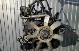 Двигатель Nissan Navara 2.5DCI