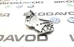 Кронштейн опоры двигателя Volkswagen Tiguan 2011 06J199207P 5N 2.0 CCZС