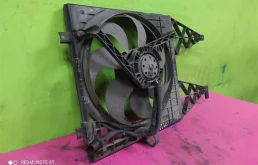 Диффузор вентилятора для Volkswagen Golf 1999 года на фотографиях