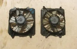 Вентилятор радиатора охлаждения ДВС для Honda Civic 2008 года на фотографиях