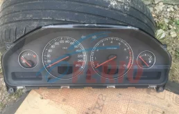 Приборная панель для Volvo XC90 2004 года на фотографиях