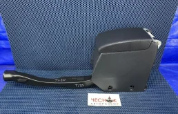 Подлокотник Volkswagen Tiguan 1 2009 5M0864207F CAWB