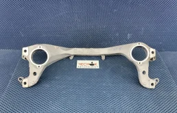 Балка передняя поперечная Volkswagen Touareg 2 2011 7P0199207A CGRA, передняя