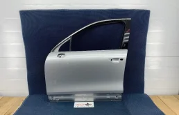 Дверь передняя левая Volkswagen Touareg 2 2012 7P08311116 CGEA