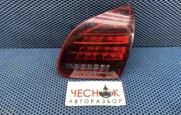 Фонарь задний внутренний правый Porsche Cayenne V8 Turbo 2011 95863109420 4852, задний правый