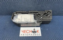 Набор инструментов Volkswagen Touareg 2 2012 7P0012112H CGEA