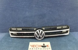 Решетка радиатора Volkswagen Touareg 2 2010 7P6853651A CGRA