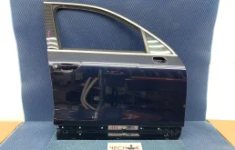 Дверь передняя правая Volkswagen Touareg II рестайлинг 2015 7P0831056 FL CGRA