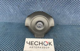 Подушка безопасности в рулевое колесо Volkswagen Tiguan 1 рестайлинг 2012 5K0880201AE 5N1 CCZD