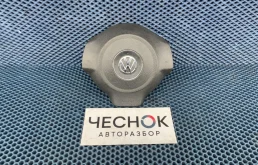 Подушка безопасности в рулевое колесо Volkswagen Tiguan 1 рестайлинг 2012 5K0880201AE CCZD