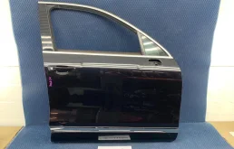 Дверь передняя правая Volkswagen Touareg 2 2011 7P0831056 CGRA
