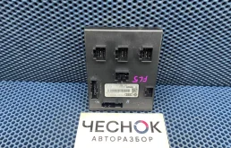 Блок управления бортовой сети Volkswagen Touareg II рестайлинг 2014 4H0907063DK FL CGRA