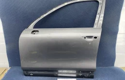 Дверь передняя левая Volkswagen Touareg 2 2013 7P0831055 CRCA