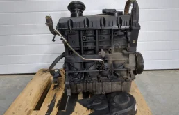 Двигатель Volkswagen Golf 5 BXE 1.9