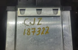 Блок управления двигателем Volkswagen Golf 04E907309A CJZ