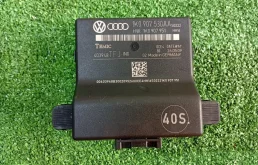 Диагностический интерфейс шин данных Volkswagen Golf 2009 1K0907530AA MK6 CCZ