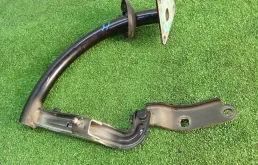 Петля крышки багажника Volkswagen Passat 2011 3C5827301B B7 CDA