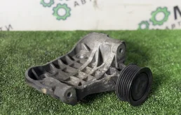 Кронштейн генератора Volkswagen Touareg 059903143Q CAS