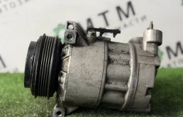 Компрессор кондиционера Volvo S80 30630921 B5254T6