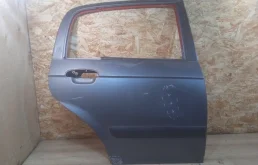 Дверь Hyundai Getz 770041C020 1.3 G4EA, задняя правая
