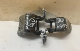 Петля двери Honda Accord 8 2010 67420SDCA01ZZ CU K24Z3, передняя правая