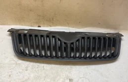 Решетка радиатора SKODA Fabia 2013 5J0853668B 5J2 СGP