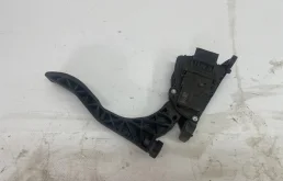 Педаль газа Audi A6 2004-2010 4F1723523B C6