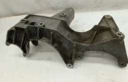 Кронштейн генератора Volkswagen Touareg 2003 022260089F 7L AZZ