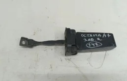 Ограничитель двери Skoda Octavia 2015 5E0839267A A7 CWVA